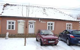 Kosta Apartments